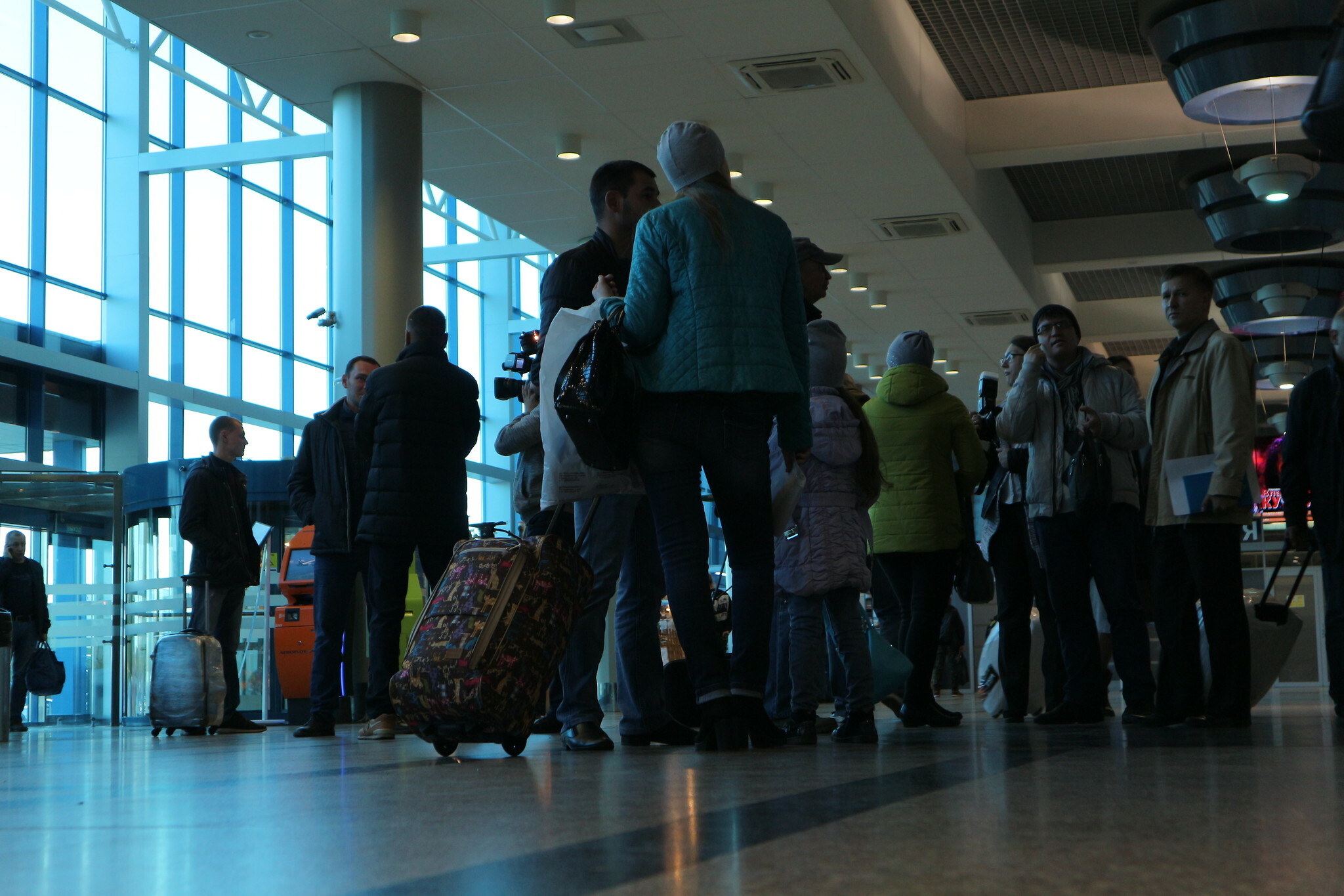 В Омске хозяйка турфирмы сбежала с деньгами и паспортами более 30 туристов