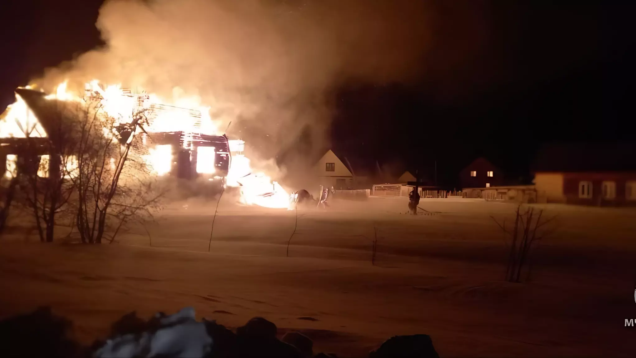 В омской Марьяновке сгорел дотла недостроенный сельский храм