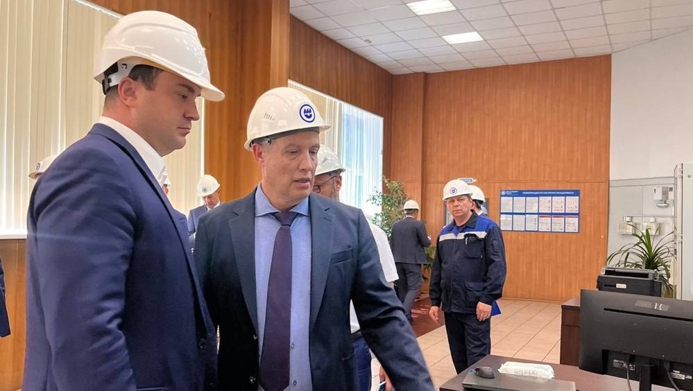Виталий Хоценко посетил производственную площадку предприятия «Омсктехуглерод»