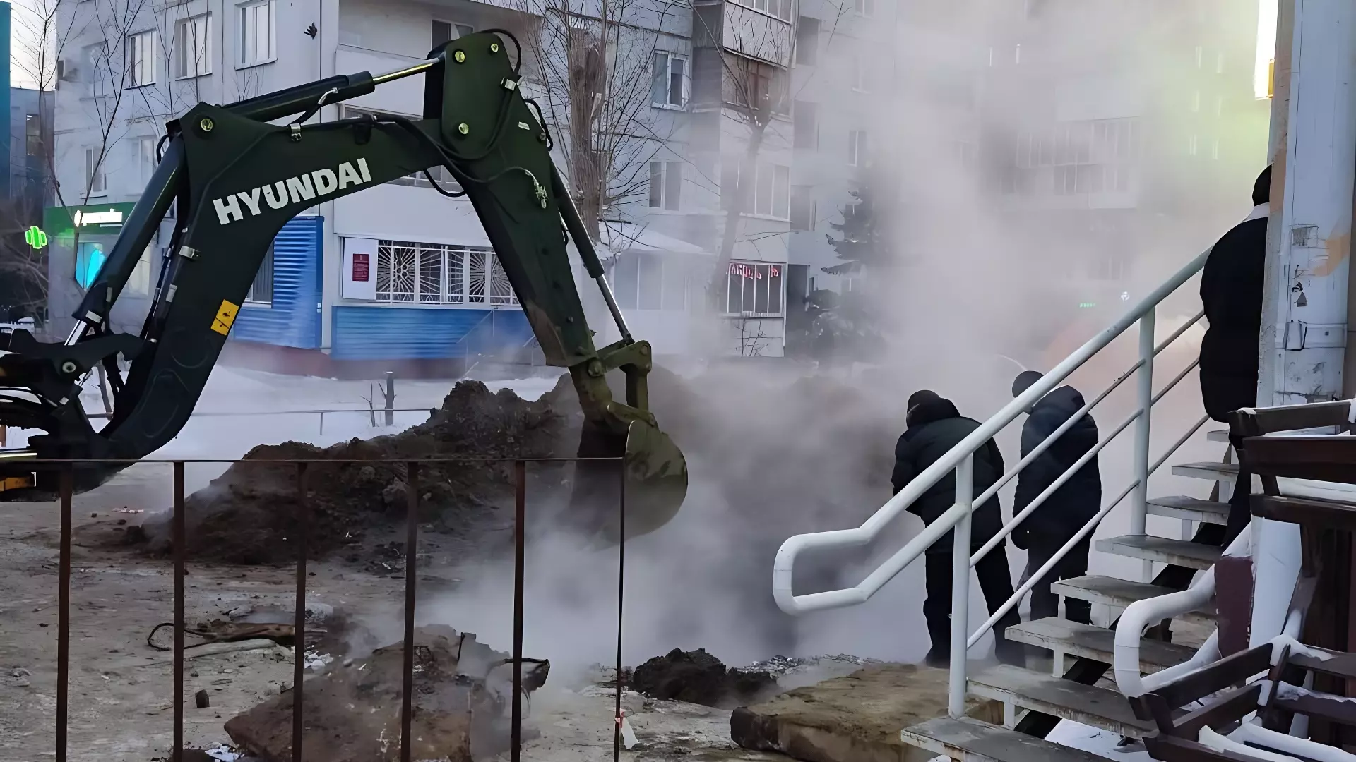 В Омске на Красном Пути жители многоэтажек остались без воды и отопления