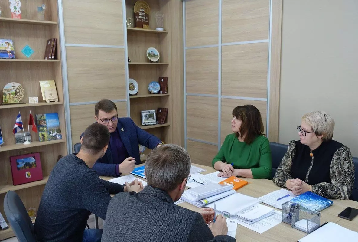 Ситуацию в Большеуковском детдоме обсуждает специальная рабочая группа