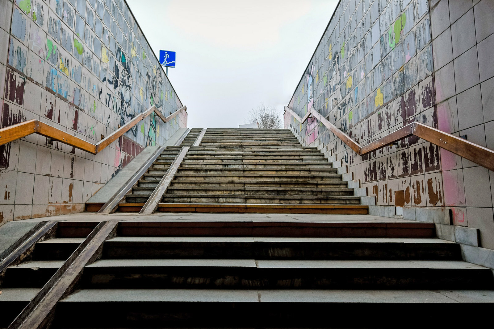 В Омске подземный пешеходный переход отремонтируют за 1.3 миллиона рублей