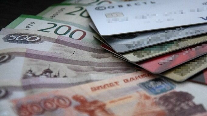 Омич доверился мошенникам и оформил займы на 723 тысячи рублей