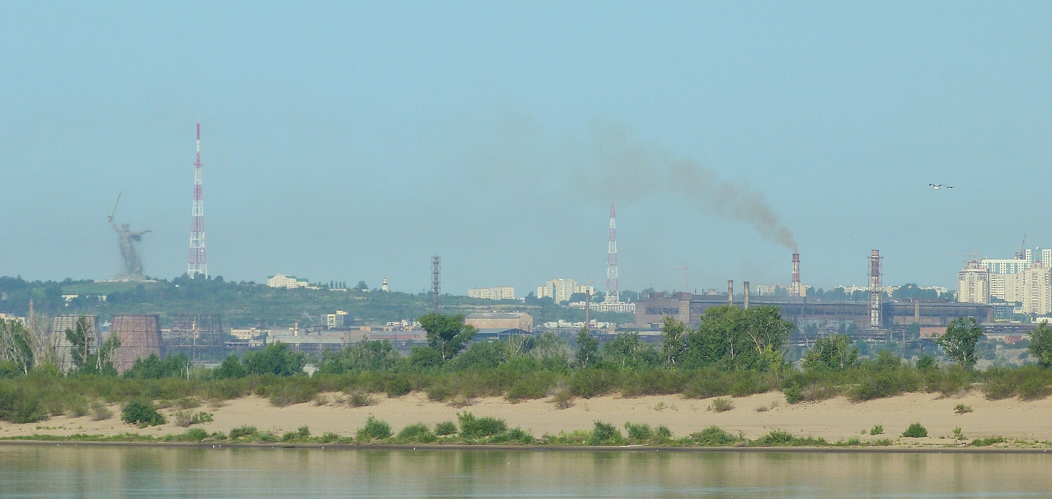 В омском центре экомониторинга рассказали, где искать очередной завод-загрязнитель